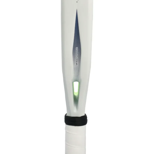 Paleta BULLPADEL PEARL BEA GONZALEZ 2024 - Imagen 5